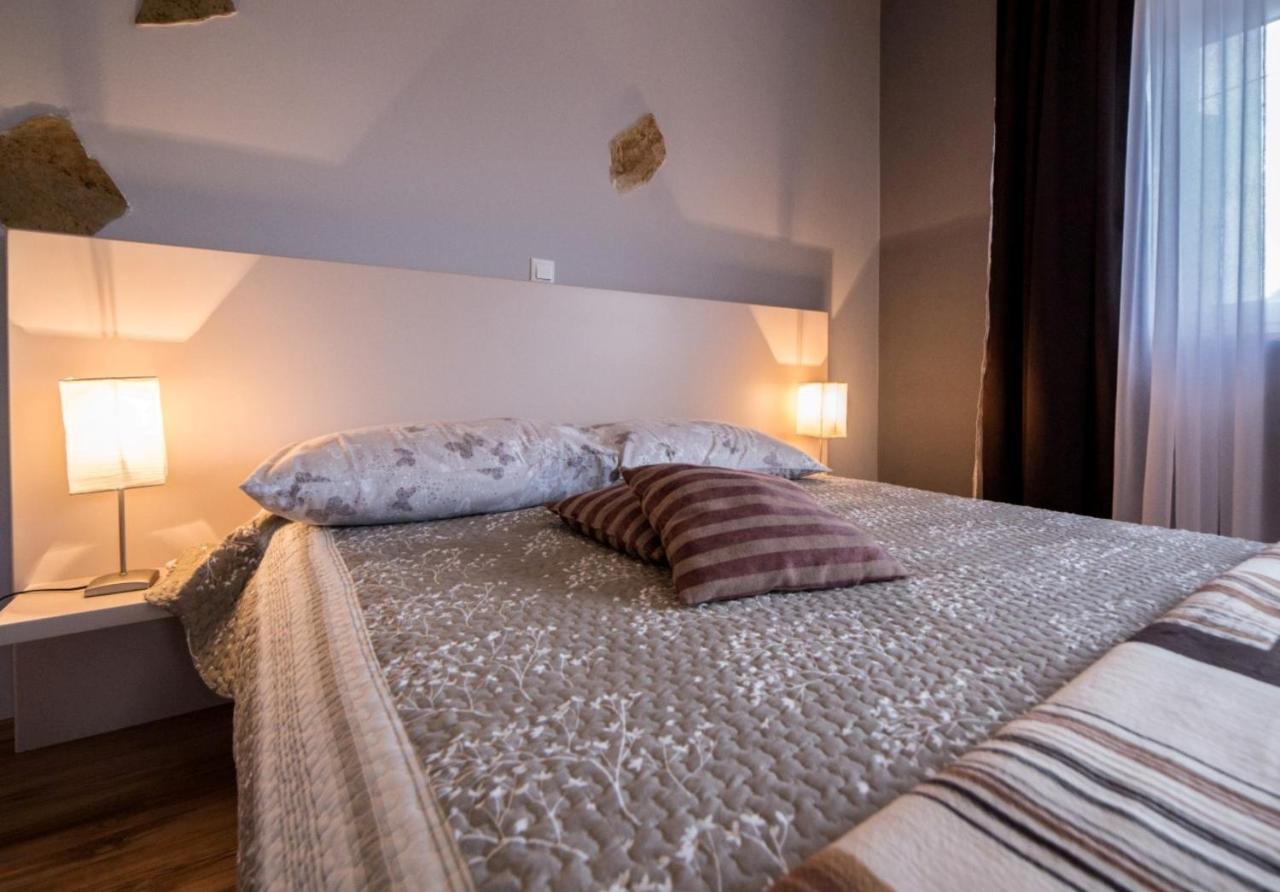 Augusta Apartment Ровинь Экстерьер фото